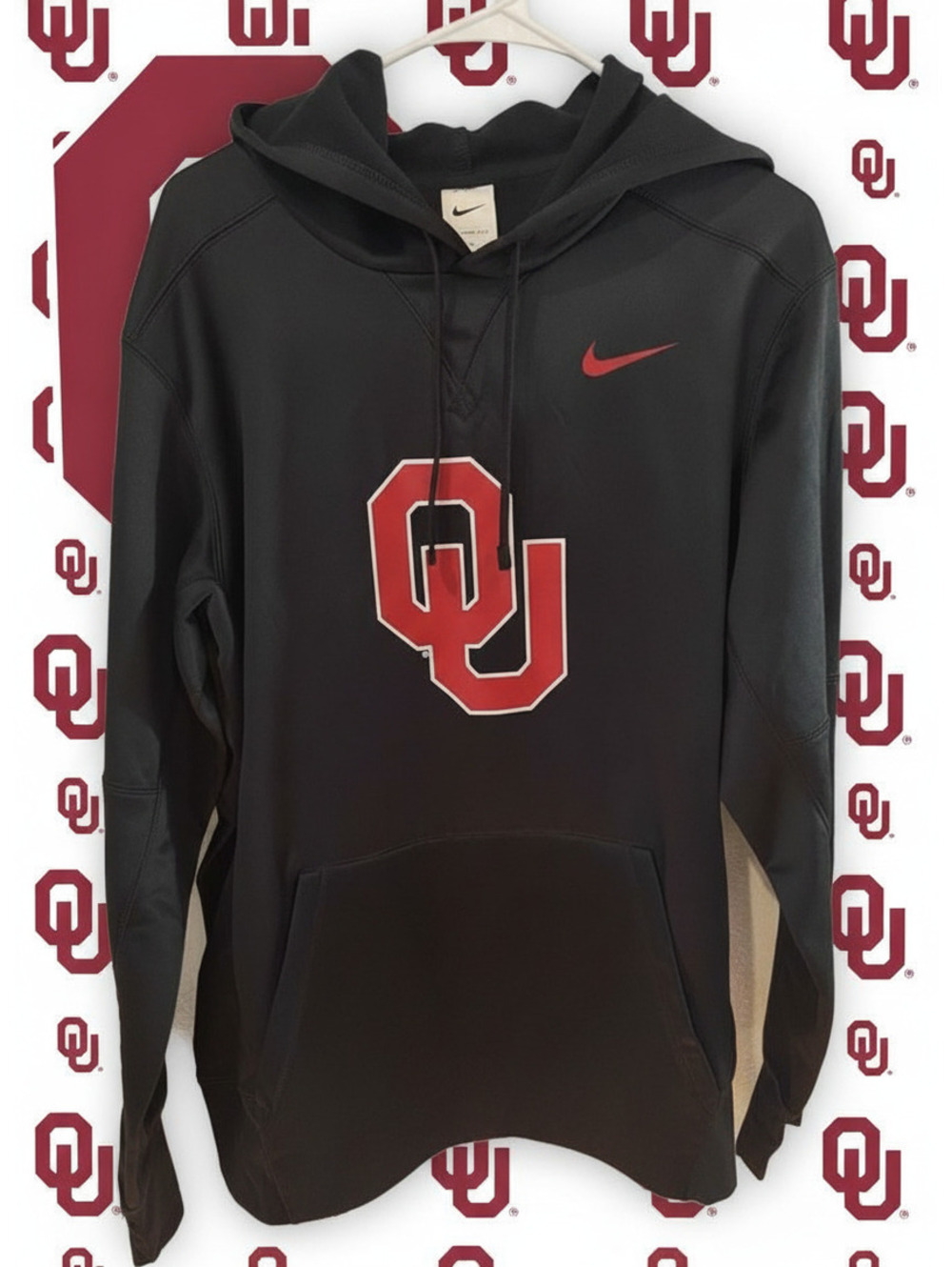 Oklahoma Sooners Hoodie- Men’s Medium